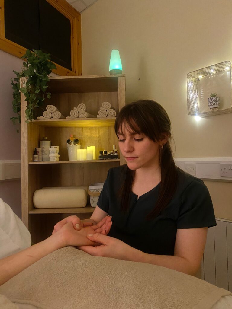 Picture of Tia the Reflexologist
